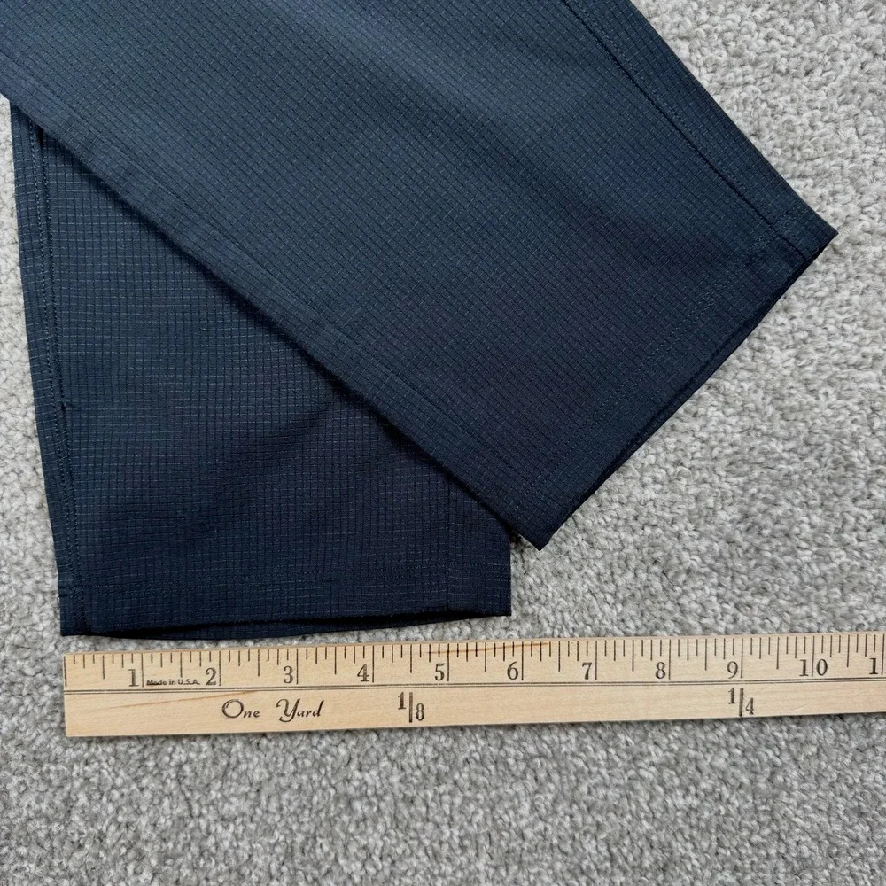 Lululemon Mens Navy Ripstop Performance Pants Size 28x31 Stretch Travel Golf